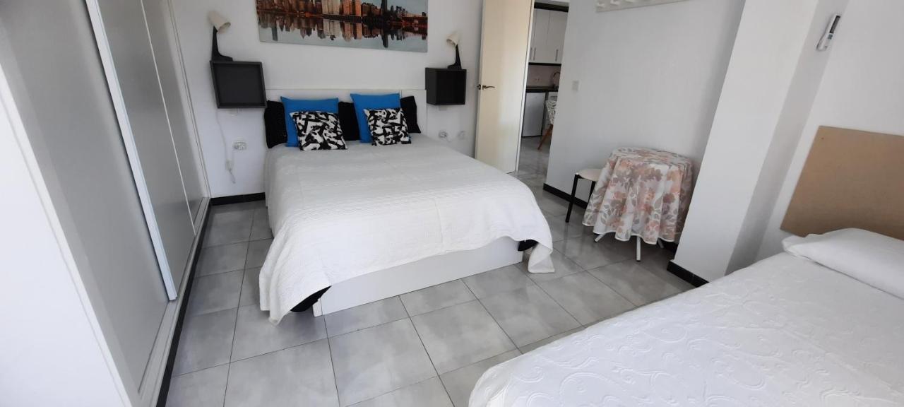 Happy Loix Apartamento Wifi Aa Benidorm Exterior foto